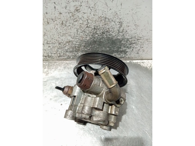 Recambio de bomba direccion para toyota corolla verso (zer_, zze12_, r1_) 1.8 (znr11_) referencia OEM IAM   