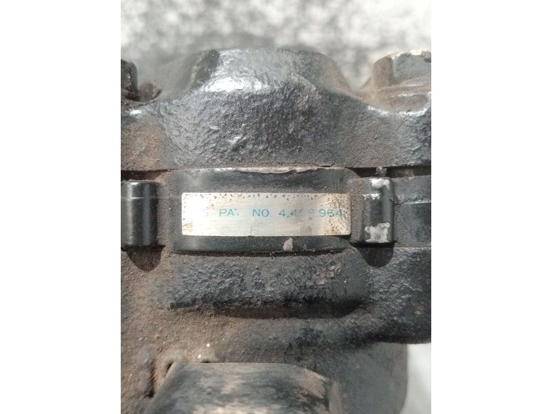 Recambio de bomba direccion para mitsubishi montero (l040) 2500 td (2-ptas.) referencia OEM IAM 4408964  