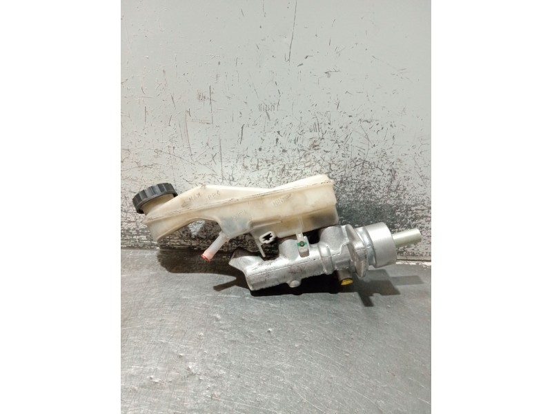 Recambio de bomba freno para toyota corolla verso (zer_, zze12_, r1_) 1.8 (znr11_) referencia OEM IAM 25113479 0204254156 