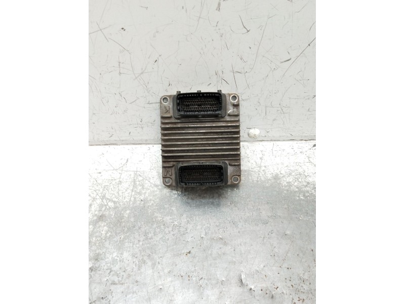 Recambio de centralita motor uce para opel meriva a monospace (x03) 1.7 dti (e75) referencia OEM IAM 8973003271 12214089 