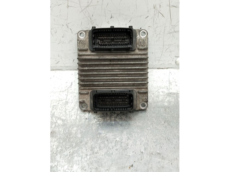 Recambio de centralita motor uce para opel combo tour 1.7 di 16v referencia OEM IAM 8972406221 28130433 