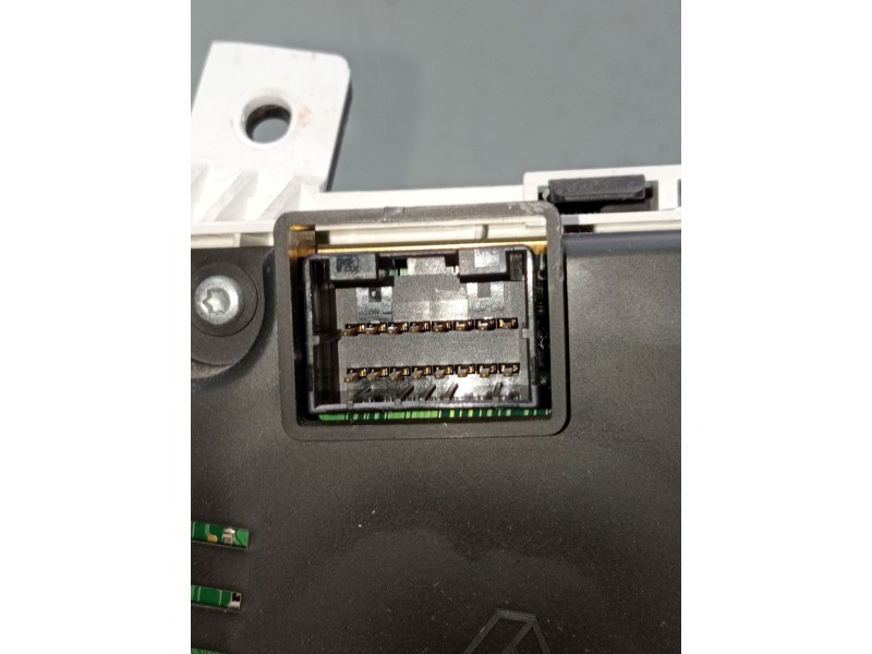 Recambio de cuadro instrumentos para renault koleos expression referencia OEM IAM 248102077R  