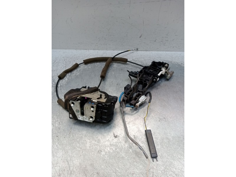 Recambio de motor cierre centralizado trasero izquierdo para renault koleos expression referencia OEM IAM  5P 