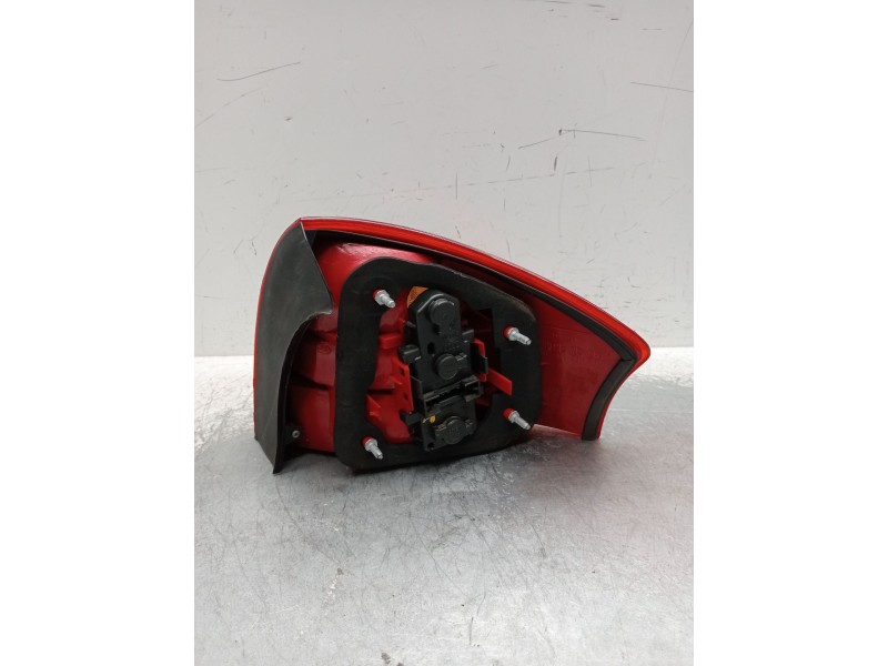 Recambio de piloto trasero izquierdo para audi a6 c5 (4b2, 4b4) 2.5 tdi quattro referencia OEM IAM   