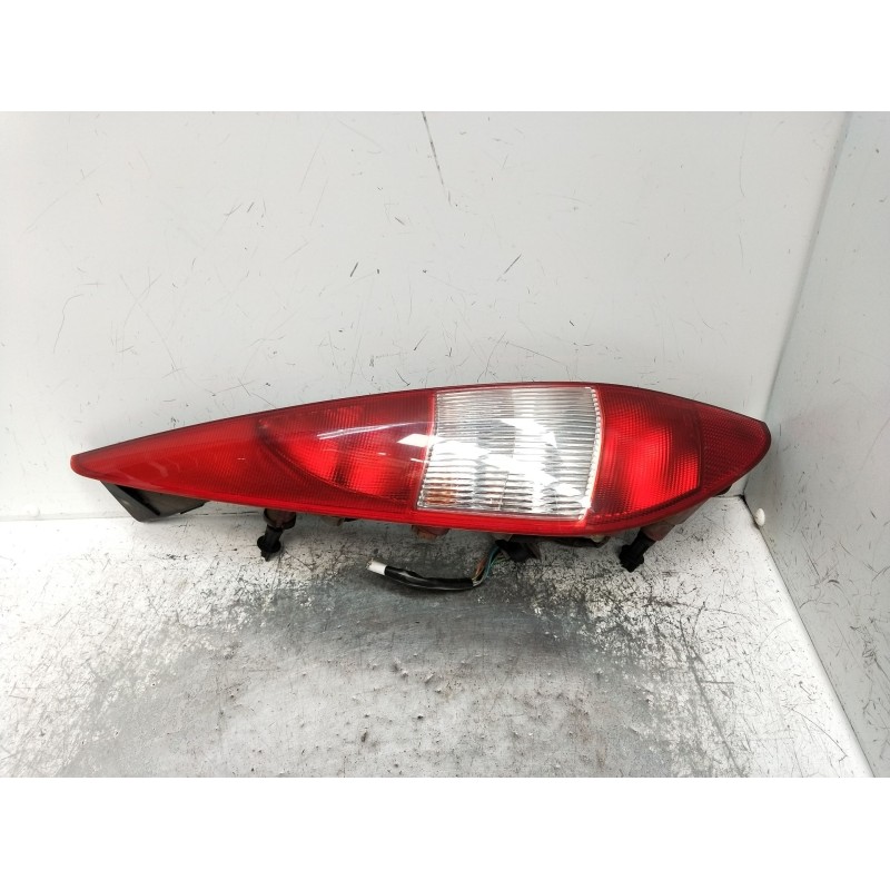 Recambio de piloto trasero izquierdo para ford mondeo iii turnier (bwy) 2.0 16v tddi / tdci referencia OEM IAM   