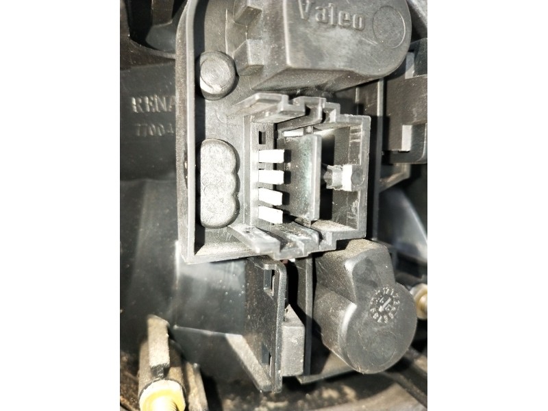 Recambio de piloto trasero izquierdo para renault megane i classic (la0/1_) 1.6 16v (la00, la04, la0b, la11, la16, la19, la1j, l