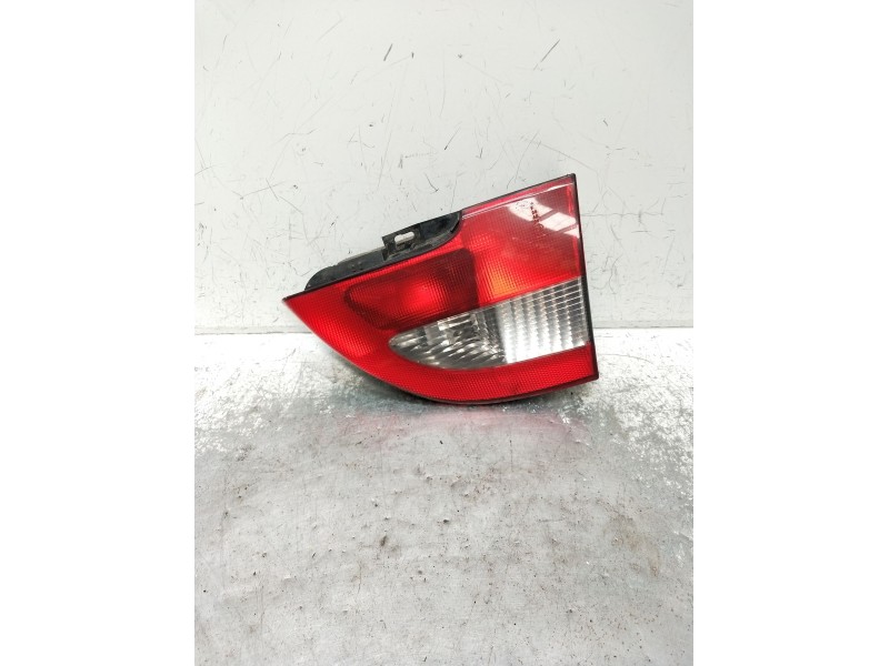 Recambio de piloto trasero derecho interior para renault megane i classic (la0/1_) 1.6 16v (la00, la04, la0b, la11, la16, la19, 