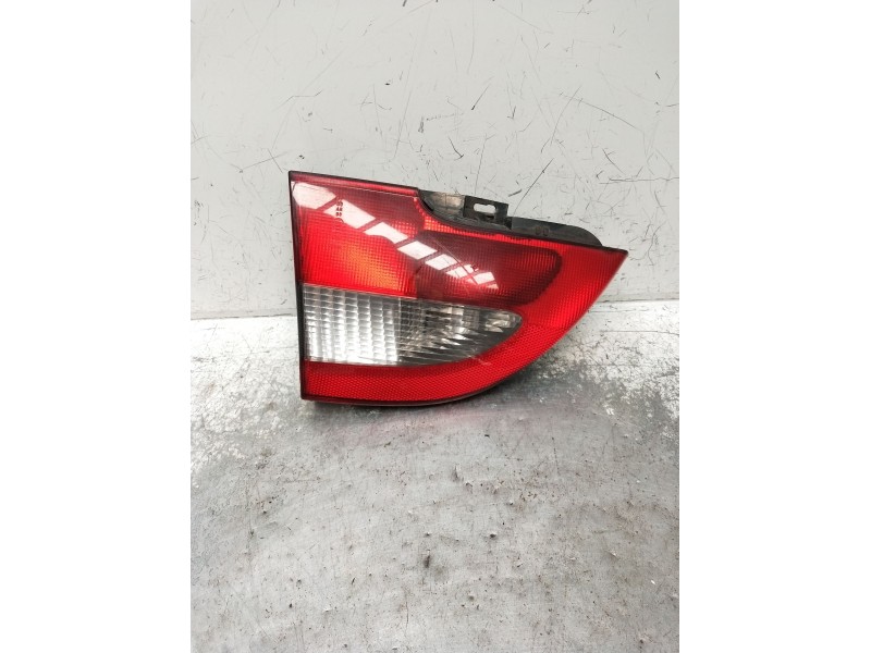 Recambio de piloto trasero izquierdo interior para renault megane i classic (la0/1_) 1.6 16v (la00, la04, la0b, la11, la16, la19