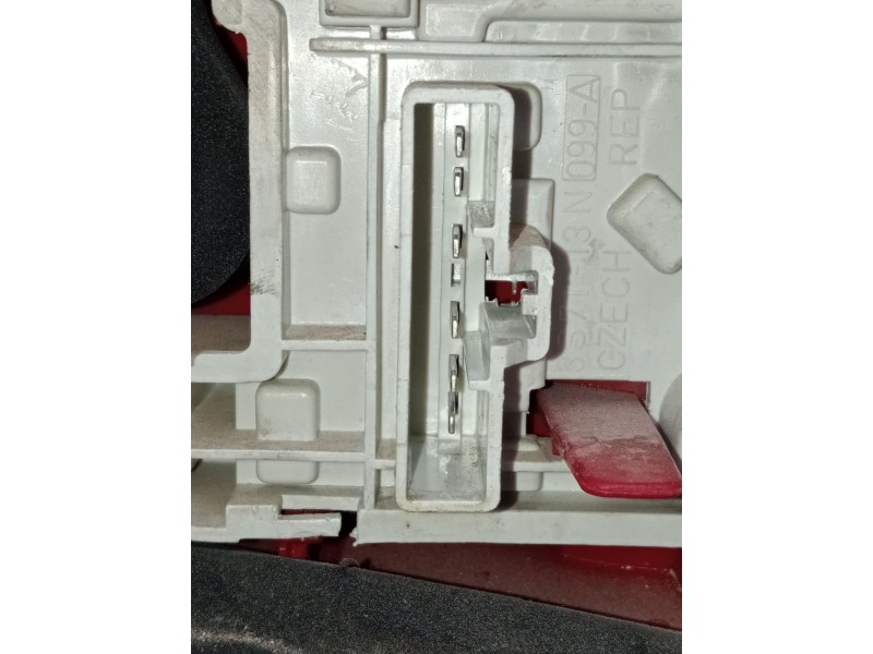 Recambio de piloto trasero izquierdo para ford mondeo iii (b5y) 2.0 tdci referencia OEM IAM   