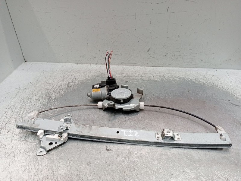 Recambio de elevalunas trasero izquierdo para renault koleos expression referencia OEM IAM 82701JYRL 5P 