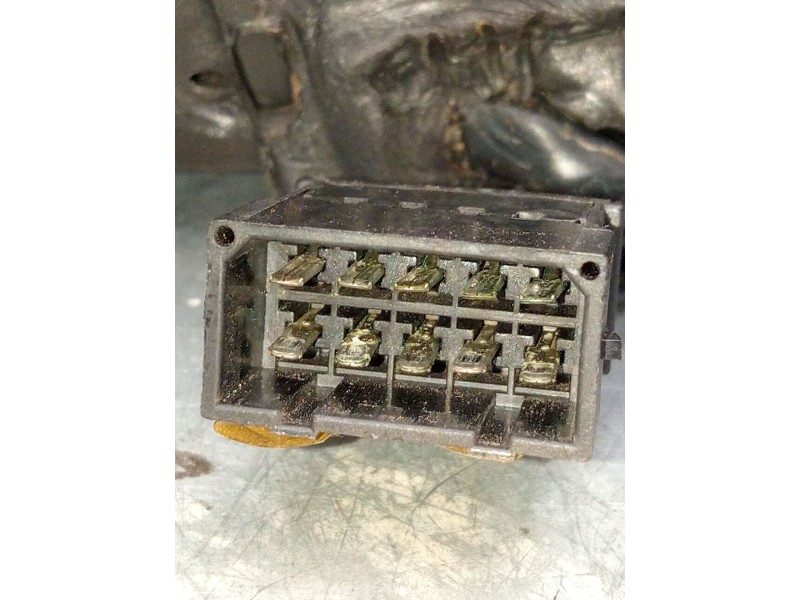 Recambio de retrovisor izquierdo para audi a6 c5 (4b2, 4b4) 2.5 tdi quattro referencia OEM IAM ELECTRICO 1 ENCHUFE 10 CABLES 