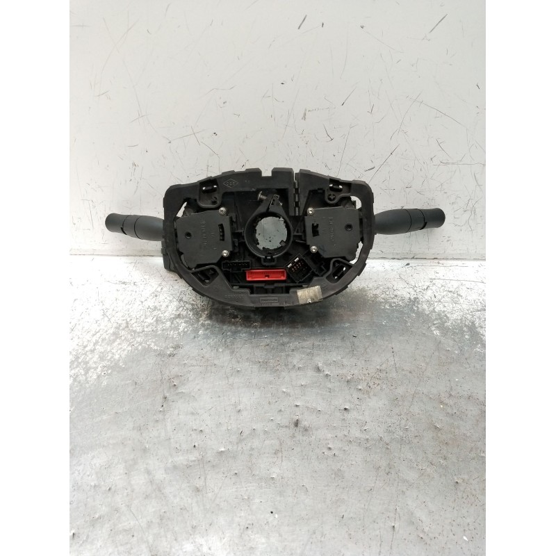Recambio de mando luces para renault megane ii station wagon (km0/1_) 1.9 dci referencia OEM IAM 8200155865 61835987 