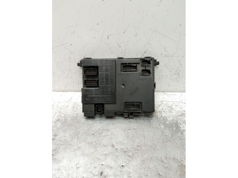 Recambio de caja reles / fusibles para citroën xsara (n1) 1.6 16v referencia OEM IAM 9649053880 73008712 
