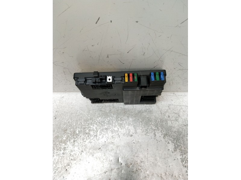 Recambio de caja reles / fusibles para citroën xsara (n1) 1.6 16v referencia OEM IAM 9649053880 73008712 