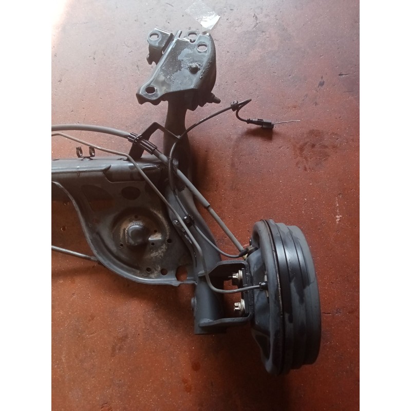 Recambio de puente trasero para renault clio iii (br0/1, cr0/1) 1.2 16v (br02, br0j, br11, cr02, cr0j, cr11) referencia OEM IAM 