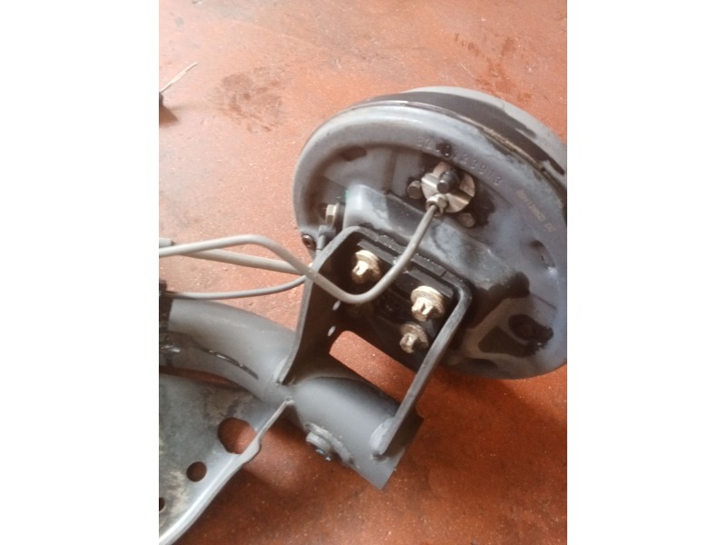 Recambio de puente trasero para renault clio iii (br0/1, cr0/1) 1.2 16v (br02, br0j, br11, cr02, cr0j, cr11) referencia OEM IAM 