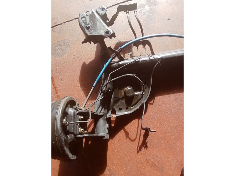 Recambio de puente trasero para renault clio iii (br0/1, cr0/1) 1.2 16v (br02, br0j, br11, cr02, cr0j, cr11) referencia OEM IAM 