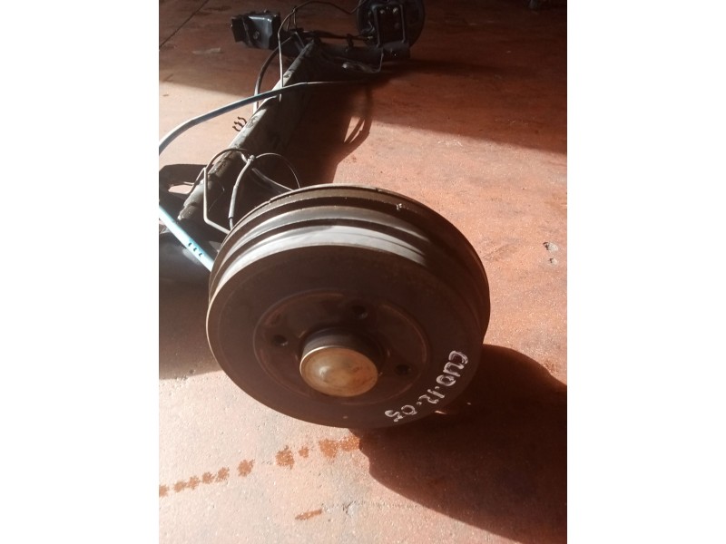 Recambio de puente trasero para renault clio iii (br0/1, cr0/1) 1.2 16v (br02, br0j, br11, cr02, cr0j, cr11) referencia OEM IAM 