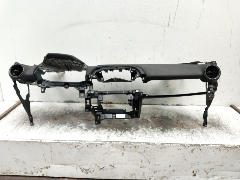 Recambio de salpicadero para toyota c-hr (_x1_) 2.0 hybrid (maxh10) referencia OEM IAM  OJO FIJINSE MUY BIEN EN LAS FOTOS kit Ai