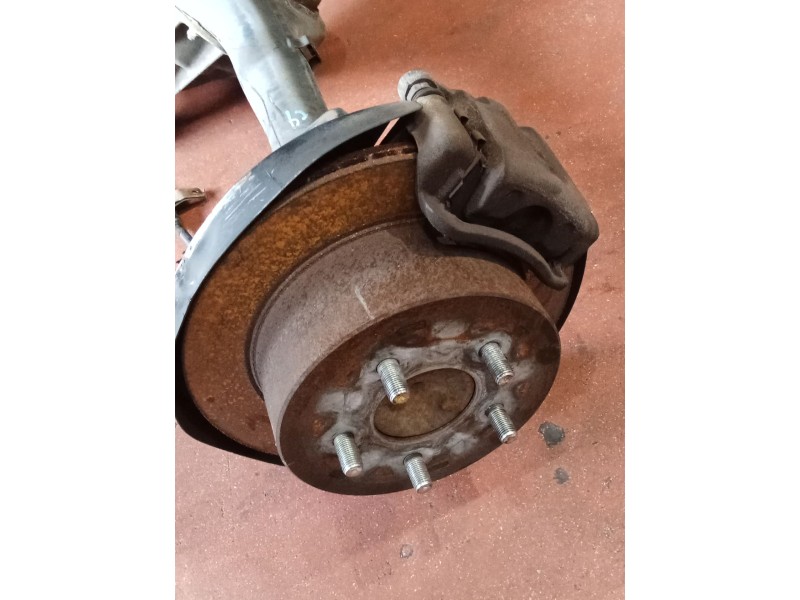 Recambio de puente trasero para hyundai h-1 furgoneta (a1) 2.5 crdi referencia OEM IAM F533  DISCO/ABS