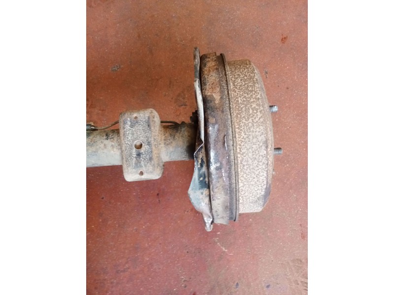 Recambio de puente trasero para mitsubishi montero (l040) 2500 td (2-ptas.) referencia OEM IAM   TAMBOR