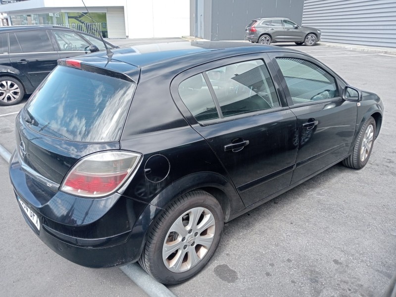 opel astra h (a04) del año 2008