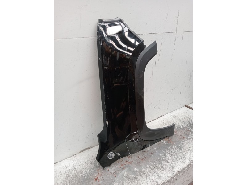 Recambio de aleta delantera derecha para jeep renegade referencia OEM IAM   