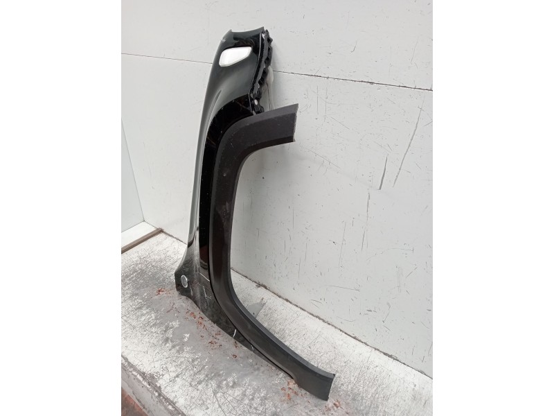 Recambio de aleta delantera derecha para jeep renegade referencia OEM IAM   