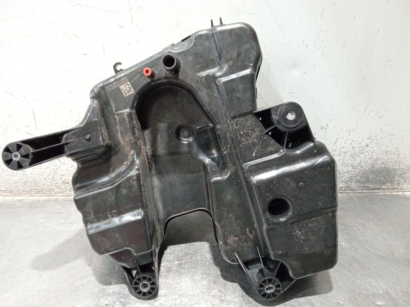 Recambio de deposito combustible para bmw x1/ix1 u11 x1 sdrive18d referencia OEM IAM 1619874042110 34100299 5A25DC5