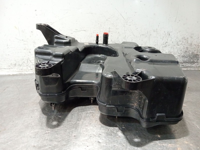 Recambio de deposito combustible para bmw x1/ix1 u11 x1 sdrive18d referencia OEM IAM 16198740421 ADBLUE 5A25DC5