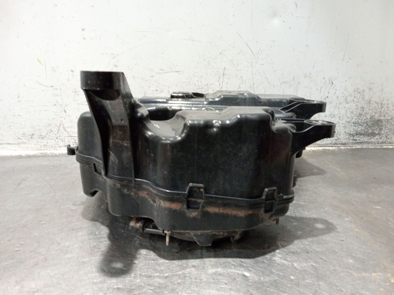 Recambio de deposito combustible para bmw x1/ix1 u11 x1 sdrive18d referencia OEM IAM 16198740421 ADBLUE 5A25DC5