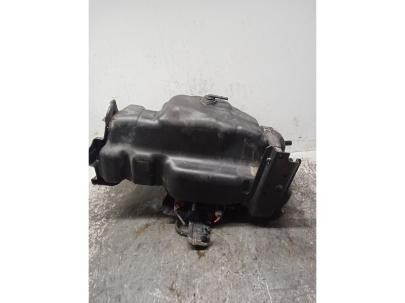 Recambio de deposito combustible para iveco daily vi caja/chasis 33s16, 35s16, 35c16, 40c16, 50c16 referencia OEM IAM GD21257010