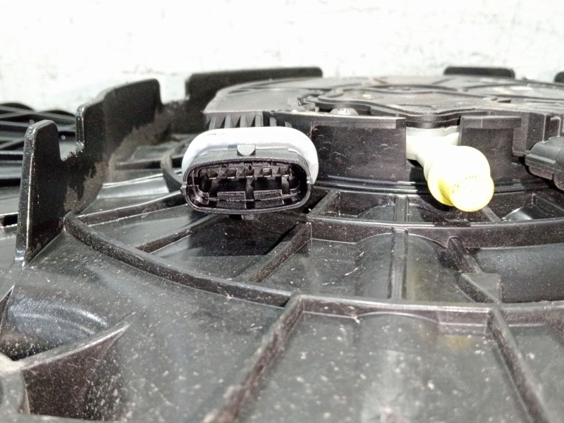 Recambio de deposito combustible para jaguar e-pace (x540) 2.0 d180 awd referencia OEM IAM FPLA5J229AB 0444040015 J9C35J228AD