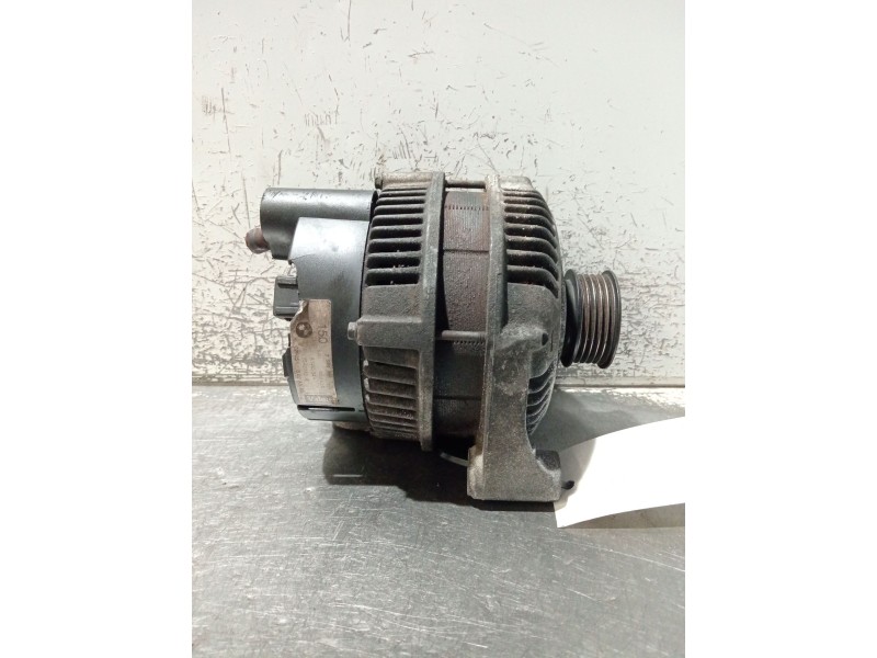 Recambio de alternador para bmw 5 (e39) 525 d referencia OEM IAM 2249966 2542343A 