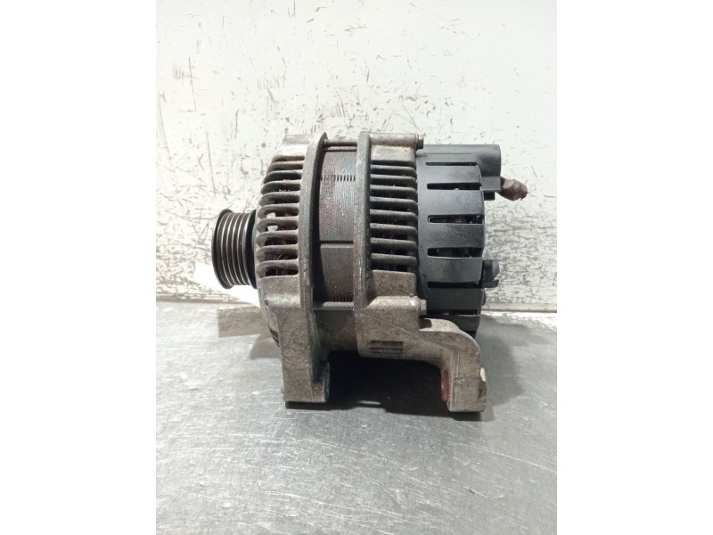 Recambio de alternador para bmw 5 (e39) 525 d referencia OEM IAM 2249966 2542343A 
