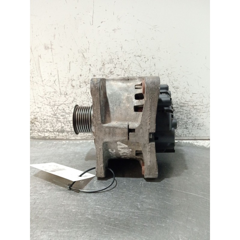 Recambio de alternador para renault grand scénic ii (jm0/1_) 1.9 dci (jm14) referencia OEM IAM 8200667610 2543563A 