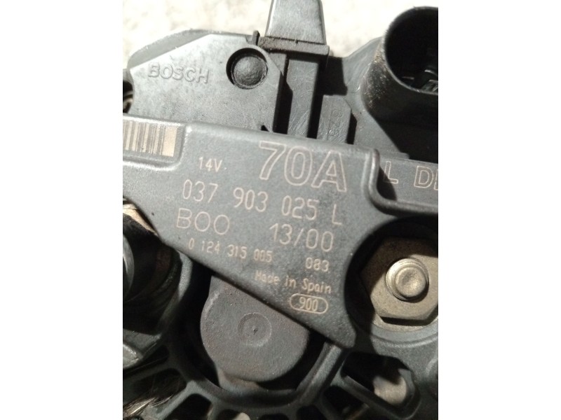 Recambio de alternador para volkswagen polo (6n2) 1.4 referencia OEM IAM 037903025L 0124315005 