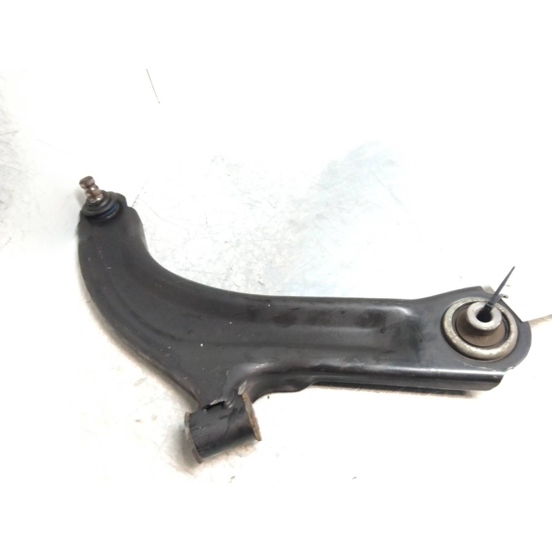 Recambio de brazo suspension inferior delantero derecho para renault clio grandtour 1.5 dci diesel cat referencia OEM IAM   