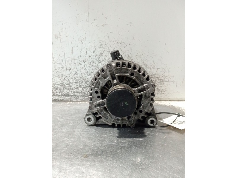 Recambio de alternador para ford mondeo iv turnier (ba7) 2.0 tdci referencia OEM IAM 6G9N10300ADB 0121615021 