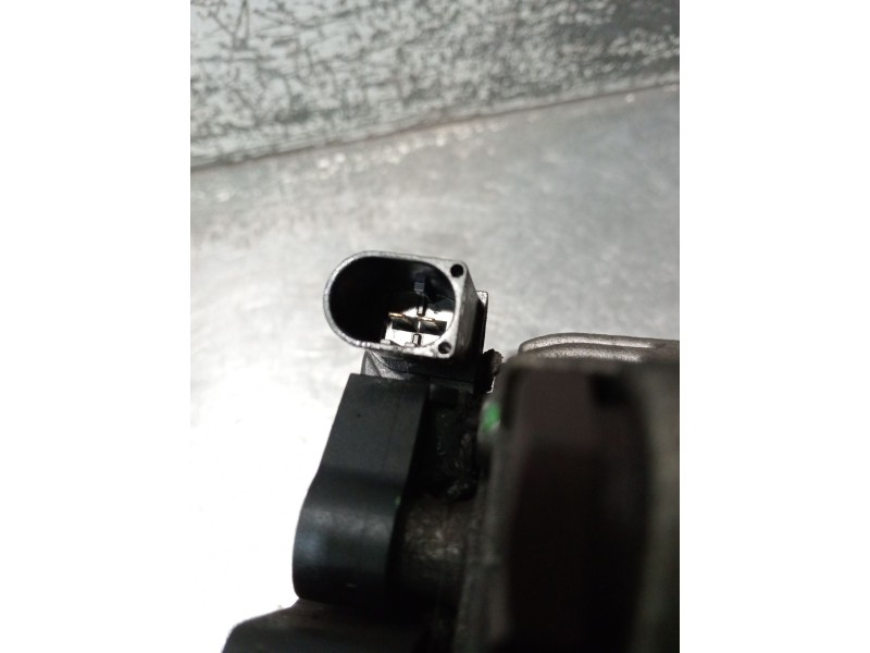 Recambio de alternador para ford mondeo iv turnier (ba7) 2.0 tdci referencia OEM IAM 6G9N10300ADB 0121615021 