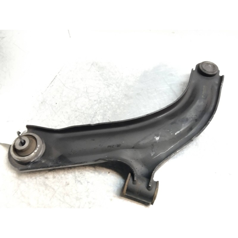 Recambio de brazo suspension inferior delantero derecho para renault clio grandtour 1.5 dci diesel cat referencia OEM IAM   