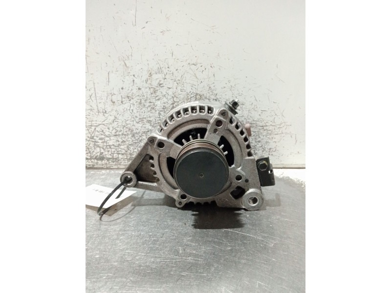 Recambio de alternador para hyundai tucson (tl, tle) 1.7 crdi referencia OEM IAM 373002A700 MS1042118840 