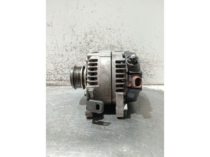 Recambio de alternador para hyundai tucson (tl, tle) 1.7 crdi referencia OEM IAM 373002A700 MS1042118840 