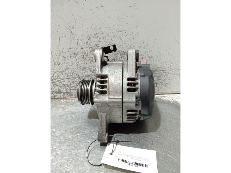 Recambio de alternador para hyundai tucson (tl, tle) 1.7 crdi referencia OEM IAM 373002A700 MS1042118840 