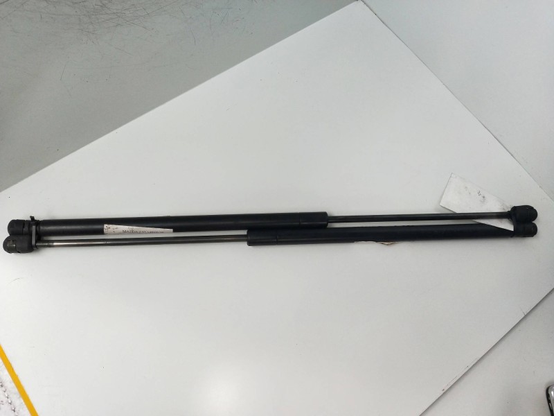 Recambio de amortiguadores maletero / porton para mazda 2 berlina (dy) 1.4 diesel cat referencia OEM IAM 3M71A406A10AC  