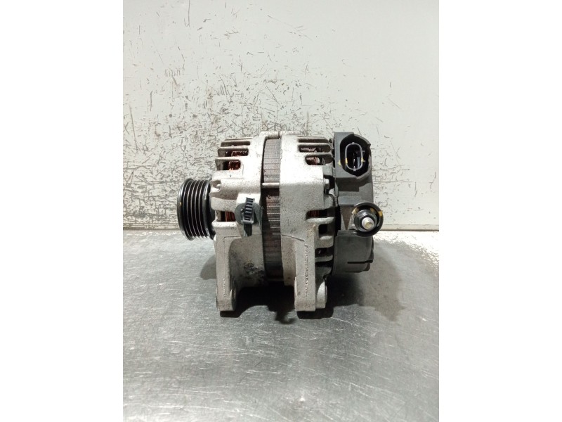 Recambio de alternador para hyundai ix35 (lm, el, elh) 1.7 crdi referencia OEM IAM 373002A850 2611067 
