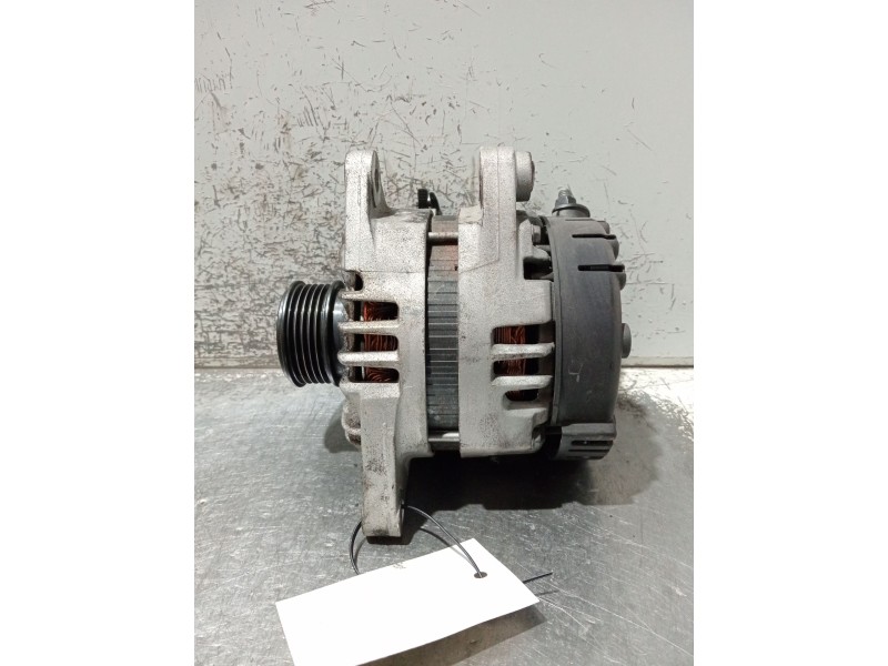 Recambio de alternador para hyundai ix35 (lm, el, elh) 1.7 crdi referencia OEM IAM 373002A850 2611067 