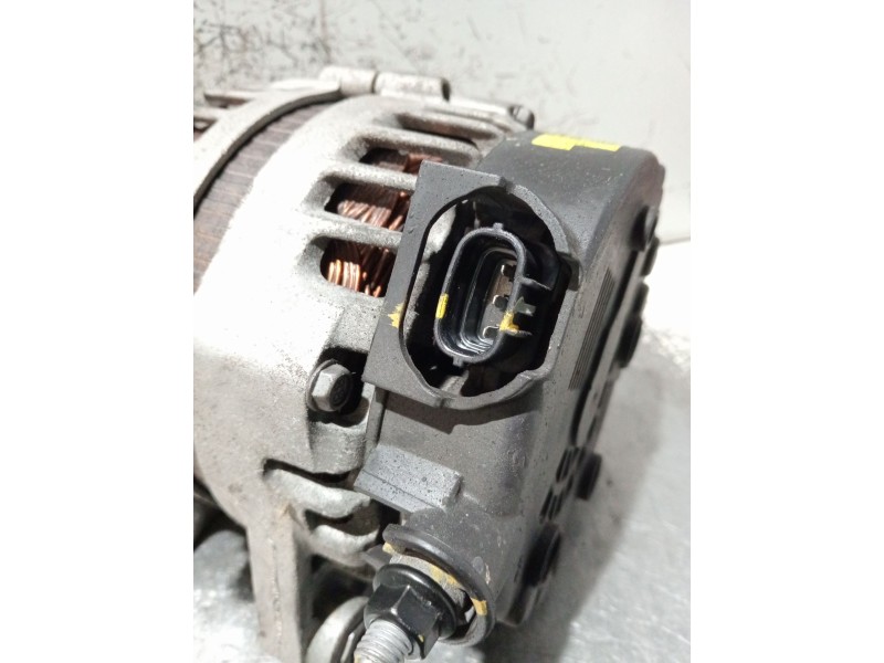 Recambio de alternador para hyundai ix35 (lm, el, elh) 1.7 crdi referencia OEM IAM 373002A850 2611067 
