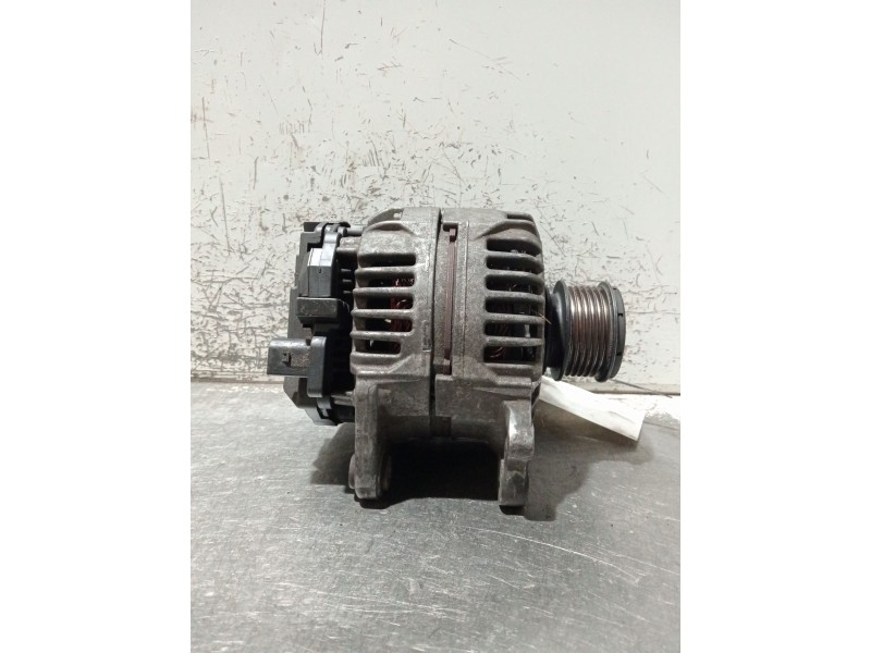 Recambio de alternador para seat inca (6k9) 1.9 sdi referencia OEM IAM 038903023 0124315001 