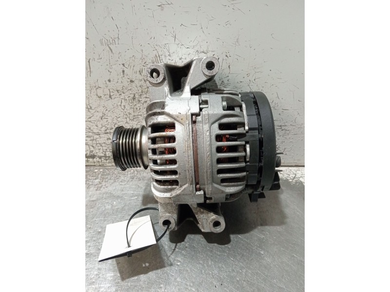 Recambio de alternador para mercedes-benz sprinter 4-t caja/chasis (b904) 411 cdi referencia OEM IAM 0986042030  